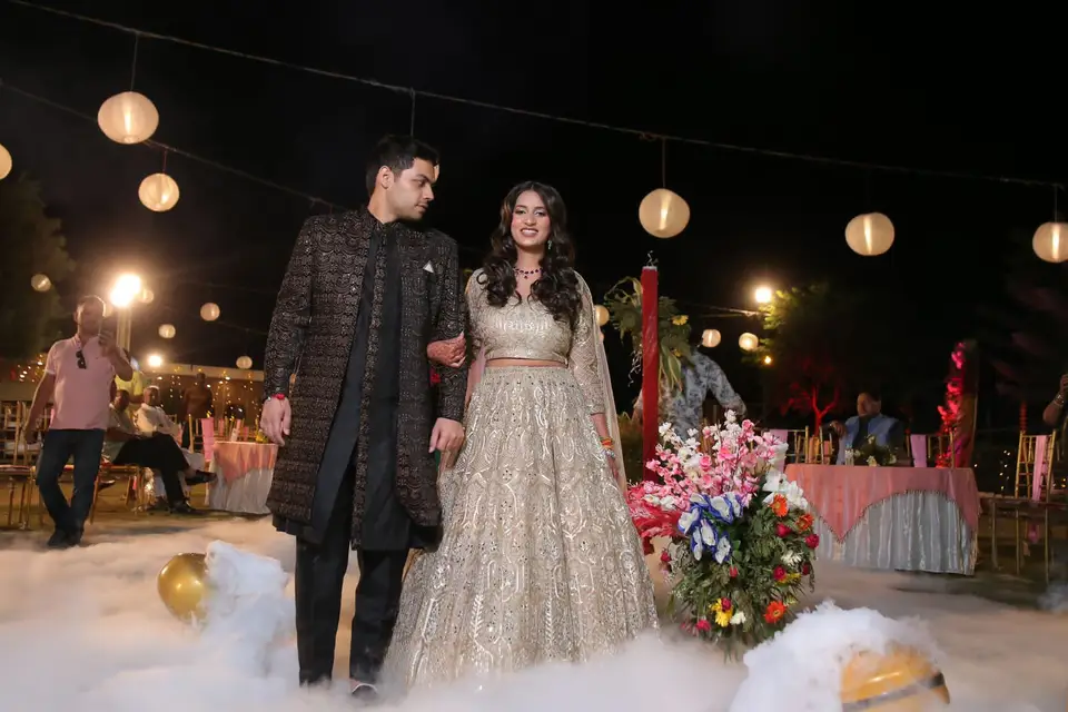 What makes Rishikesh an ideal destination for a wedding?