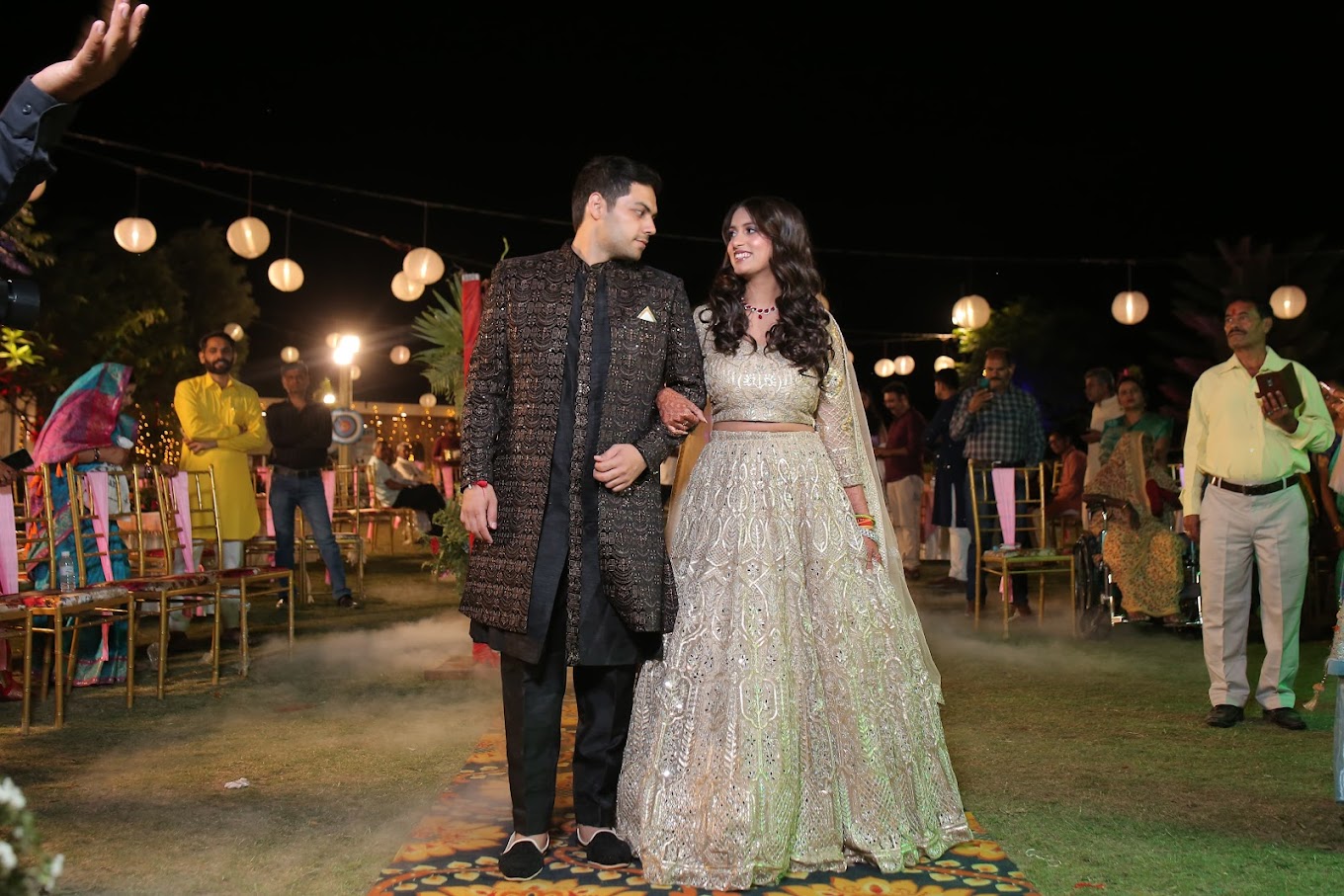 Are camps in Rishikesh safe for couples ?