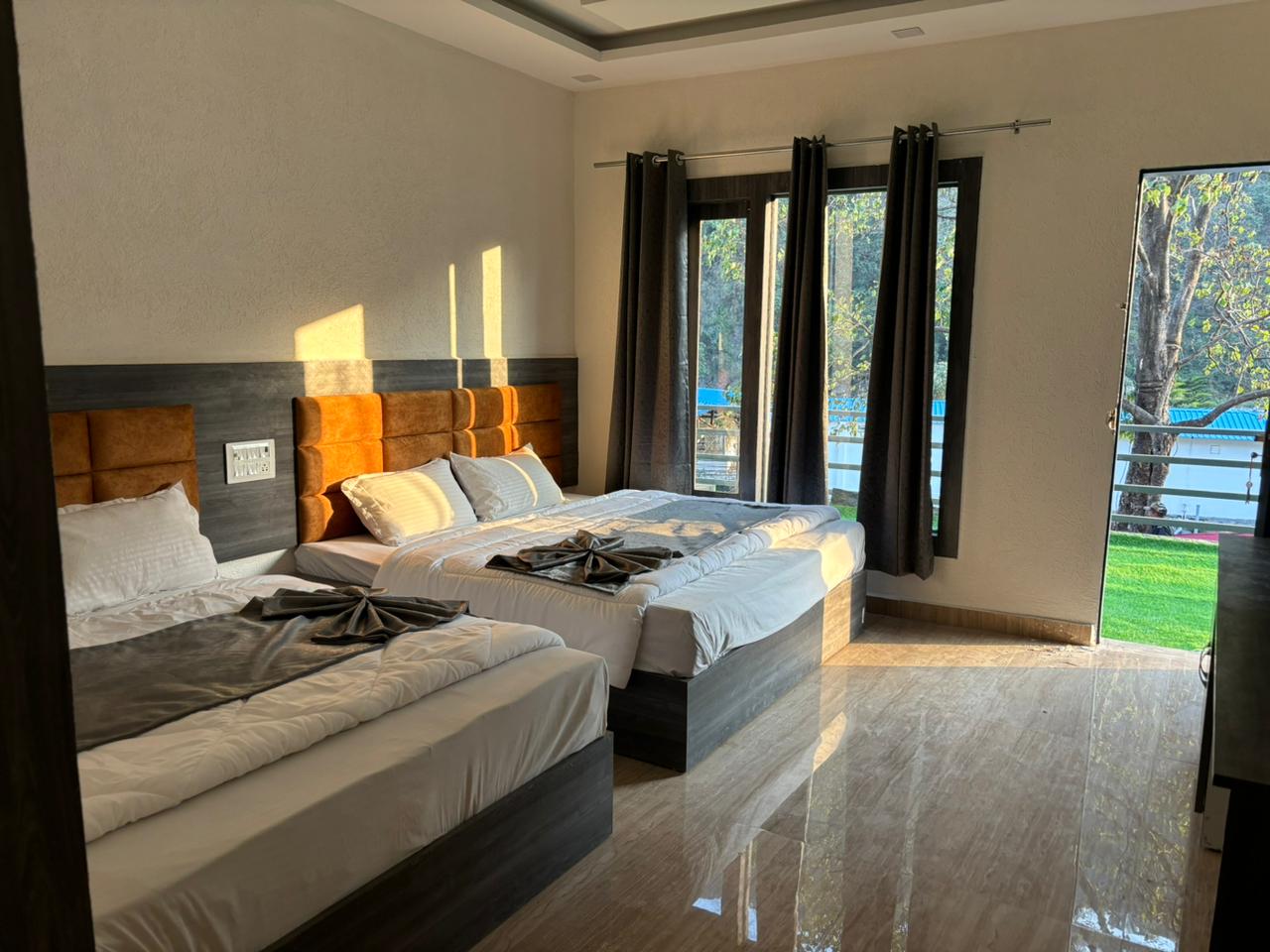 Resort Room 4